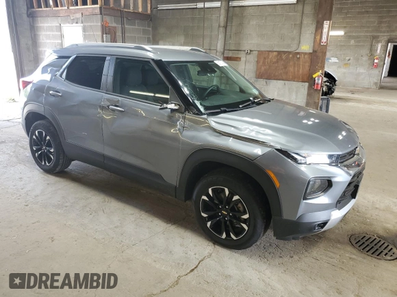 2021 Chevrolet TrailBlazer LT with VIN KL79MRSL4MB008732, listed as a Copart auction lot 64077424 with 24,782 mi miles and Salvage Title. Bid and sale history available at DreamBid. Image 4.