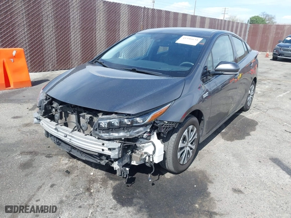 2020 Toyota Prius Prime LE with VIN JTDKARFP6L3137140, listed as a IAAI auction lot 41946631 with 84,252 mi miles. Bid and sale history available at carsss.com. Image 17.