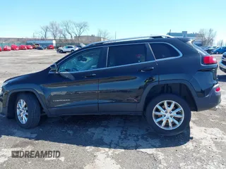 2017 Jeep Cherokee Limited with VIN 1C4PJMDBXHW636173, listed as a IAAI auction lot 41839296 with 92,468 mi miles and . Bid and sale history available at DreamBid. Image 14.