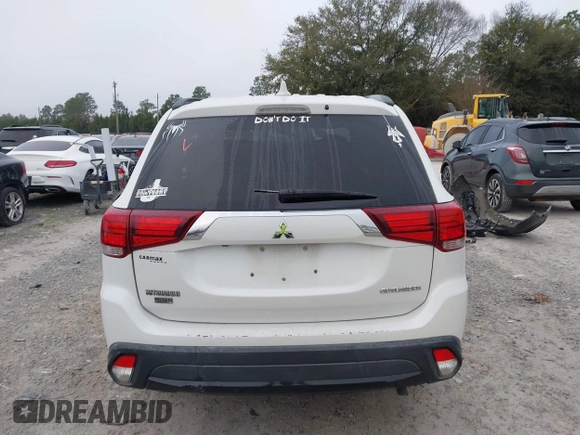 2018 Mitsubishi Outlander SE with VIN JA4AD3A39JZ019334, listed as a IAAI auction lot 41442138 with 154,978 mi miles and . Bid and sale history available at DreamBid. Image 17.
