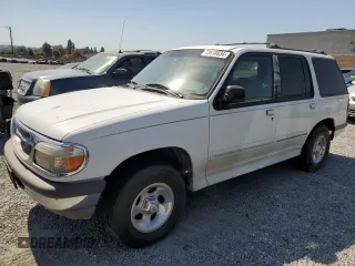1997 Ford Explorer XL with VIN 1FMDU32E3VZB49226, listed as a Copart auction lot 73610834 with 236,649 mi miles and Clean title. Bid and sale history available at DreamBid. Image 1.