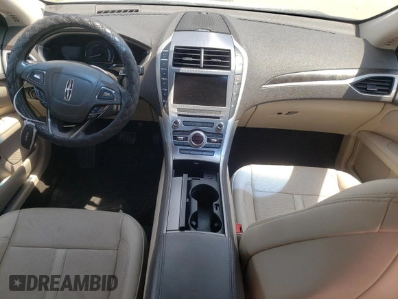 2020 Lincoln MKZ Hybrid Reserve z VIN 3LN6L5LUXLR606340, wystawiony jako Copart lot #65235544 z przebiegiem Nie podano mil oraz Szkoda całkowita • Salvage title. Historia ofert i sprzedaży dostępna na DreamBid. Obrazek 8.