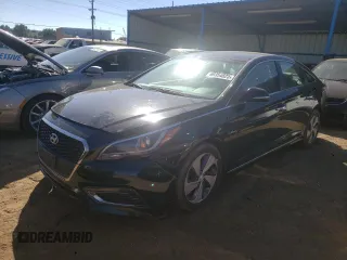 2016 Hyundai Sonata Hybrid Limited with VIN KMHE34L13GA026696, listed as a Copart auction lot 69354823 with 84,579 mi miles. Bid and sale history available at carsss.com. Image 1.