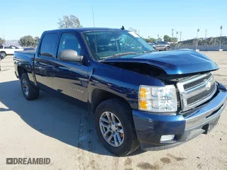 2010 Chevrolet Silverado 1500 LT with VIN 3GCRCSE09AG152018, listed as a IAAI auction lot 41663014 with 152,216 mi miles. Bid and sale history available at carsss.com. Image 1.