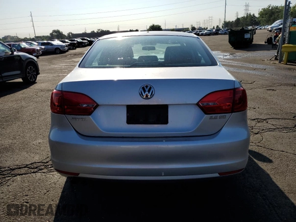 2013 Volkswagen Jetta SE with VIN 3VWDP7AJ0DM244230, listed as a Copart auction lot 61310145 with 115,360 mi miles and Salvage title. Bid and sale history available at DreamBid. Image 6.