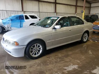 2003 BMW 5 Series 525i z VIN WBADT434X3G035460, wystawiony jako Copart lot #56725575 z przebiegiem 148 566 mil mil oraz Szkoda całkowita • Salvage title. Historia ofert i sprzedaży dostępna na DreamBid. Obrazek 1.
