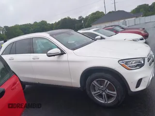 2022 Mercedes-Benz GLC 300 with VIN W1N0G8DB7NV397960, listed as a IAAI auction lot 42236088 with 18,100 mi miles and . Bid and sale history available at DreamBid. Image 13.