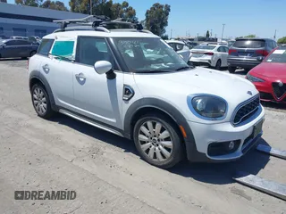 2019 MINI Countryman Cooper S with VIN WMZYT3C59K3J32727, listed as a IAAI auction lot 42328441 with Not provided miles and . Bid and sale history available at DreamBid. Image 1.