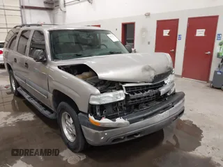 2003 Chevrolet Suburban LS with VIN 3GNFK16ZX3G209916, listed as a IAAI auction lot 42632723 with 188,209 mi miles and . Bid and sale history available at DreamBid. Image 18.