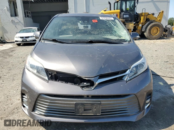2018 Toyota Sienna XLE с VIN 5TDDZ3DC0JS196792, выставлен на аукционе Copart как лот 57250445 с пробегом 146 479 миль миль и Списание • Salvage title. История ставок и продаж доступна на DreamBid. Изображение 5.