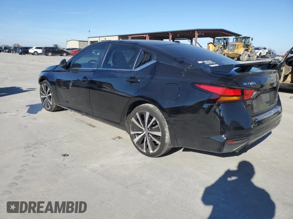 2022 Nissan Altima 2.0 SR with VIN 1N4AL4CVXNN326172, listed as a Copart auction lot 82475634 with 77,390 mi miles and Salvage Title. Bid and sale history available at carsss.com. Image 2.