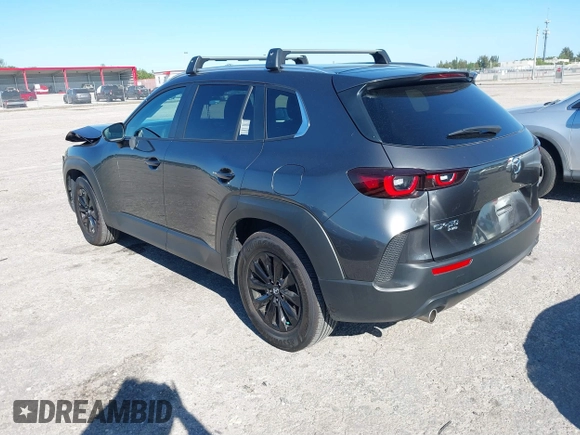 2024 Mazda CX-50 S Preferred z VIN 7MMVABBM8RN215110, wystawiony jako IAAI lot #41845039 z przebiegiem 8085 mil mil oraz . Historia ofert i sprzedaży dostępna na DreamBid. Obrazek 3.