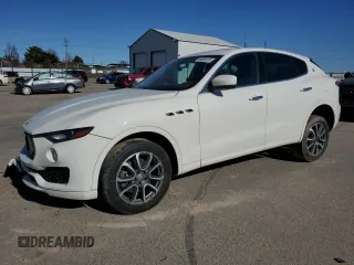 2017 Maserati Levante with VIN ZN661XUAXHX256585, listed as a Copart auction lot 48494125 with 76,781 mi miles and Salvage Title. Bid and sale history available at carsss.com. Image 1.