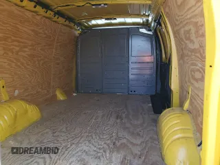 2021 Chevrolet Express Cargo z VIN 1GCWGAFP2M1175043, wystawiony jako Copart lot #59509695 z przebiegiem 225 388 mil mil oraz Czysty tytuł • Clean title. Historia ofert i sprzedaży dostępna na DreamBid. Obrazek 10.