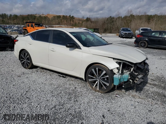 2019 Nissan Altima SR with VIN 1N4BL4CVXKC209736, listed as a Copart auction lot 48534995 with 81,525 mi miles and Salvage Title. Bid and sale history available at carsss.com. Image 4.