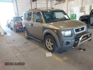 2004 Honda Element EX with VIN 5J6YH286X4L031836, listed as a IAAI auction lot 42189339 with 257,679 mi miles and . Bid and sale history available at DreamBid. Image 1.