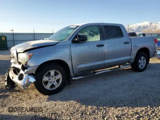 2011 Toyota Tundra 4WD Truck with VIN 5TFDY5F19BX196537, listed as a Copart auction lot 41842685 with 137,452 mi miles and Salvage Title. Bid and sale history available at carsss.com. Image 1.