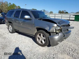 2008 Chevrolet Tahoe 1LT with VIN 1GNFC13J38R122636, listed as a Copart auction lot 86992094 with 236,601 mi miles and Salvage title. Bid and sale history available at DreamBid. Image 4.