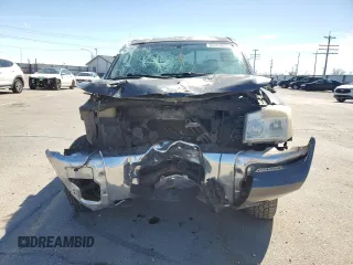 2004 Nissan Titan LE with VIN 1N6AA07B24N575053, listed as a Copart auction lot 50370985 with 230,225 mi miles and Salvage title. Bid and sale history available at DreamBid. Image 5.