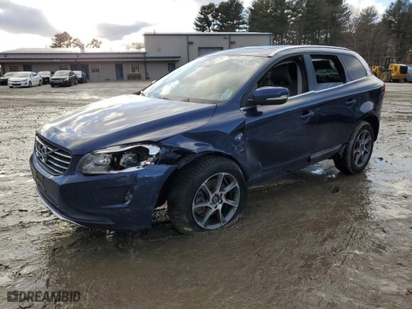 2015 Volvo XC60 T6 Platinum with VIN YV4902RVXF2705058, listed as a Copart auction lot 43627335 with 84,406 mi miles and Salvage Title. Bid and sale history available at carsss.com. Image 1.