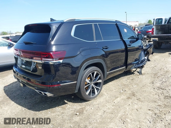 2024 Volkswagen Atlas SEL Premium R-Line z VIN 1V2FR2CAXRC524508, wystawiony jako IAAI lot #41922839 z przebiegiem 53 393 mil mil oraz . Historia ofert i sprzedaży dostępna na DreamBid. Obrazek 4.