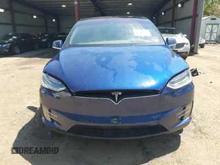2016 Tesla Model X 70D z VIN 5YJXCBE20GF006744, wystawiony jako IAAI lot #42045005 z przebiegiem 169 619 mil mil oraz . Historia ofert i sprzedaży dostępna na DreamBid. Obrazek 12.