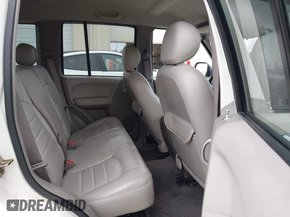 2002 Jeep Liberty Limited with VIN 1J4GK58K42W135973, listed as a IAAI auction lot 41919804 with 178,252 mi miles and . Bid and sale history available at DreamBid. Image 8.