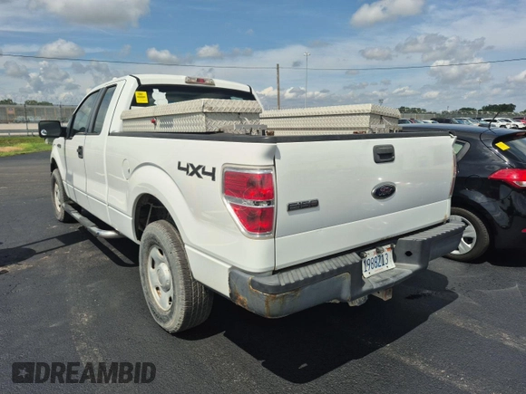 2010 Ford F-150 XL z VIN 1FTEX1EW7AFA89309, wystawiony jako IAAI lot #42802196 z przebiegiem 212 713 mil mil oraz . Historia ofert i sprzedaży dostępna na DreamBid. Obrazek 2.
