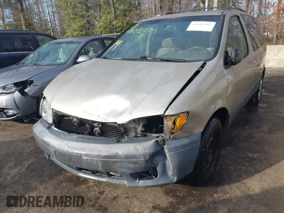 2001 Toyota Sienna CE with VIN 4T3ZF19C91U351141, listed as a IAAI auction lot 41608484 with 325,657 mi miles. Bid and sale history available at carsss.com. Image 6.