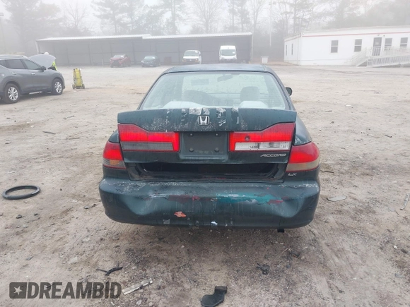 2001 Honda Accord LX z VIN 1HGCG56461A033694, wystawiony jako IAAI lot #41804320 z przebiegiem 250 000 mil mil oraz . Historia ofert i sprzedaży dostępna na DreamBid. Obrazek 16.