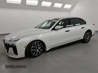 2024 BMW 7 Series 740i xDrive with VIN WBA33EH0XRCS76295, listed as a Copart auction lot 88346485 with 10,423 mi miles and Clean Title. Bid and sale history available at carsss.com. Image 1.