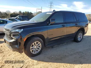 2022 Chevrolet Tahoe LS z VIN 1GNSKMKD5NR215393, wystawiony jako Copart lot #42895625 z przebiegiem Nie podano mil oraz Szkoda całkowita • Salvage title. Historia ofert i sprzedaży dostępna na DreamBid. Obrazek 1.