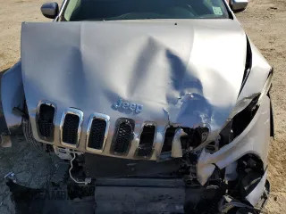 2015 Jeep Cherokee Latitude with VIN 1C4PJLCB5FW790959, listed as a Copart auction lot 47581375 with 157,139 mi miles and Salvage Title. Bid and sale history available at DreamBid. Image 14.
