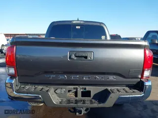 2018 Toyota Tacoma SR5 with VIN 3TMAZ5CN4JM069528, listed as a IAAI auction lot 41264860 with 66,776 mi miles. Bid and sale history available at carsss.com. Image 16.