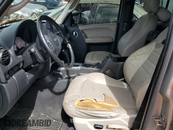 2004 Jeep Liberty Limited z VIN 1J4GL58K54W113559, wystawiony jako Copart lot #60642464 z przebiegiem Nie podano mil oraz Nie do naprawy • Non repairable. Historia ofert i sprzedaży dostępna na DreamBid. Obrazek 7.