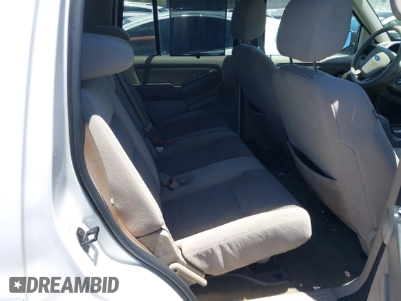 2006 Ford Explorer XLT с VIN 1FMEU73E76UA81201, выставлен на аукционе IAAI как лот 42635562 с пробегом 148 820 миль миль и . История ставок и продаж доступна на DreamBid. Изображение 8.