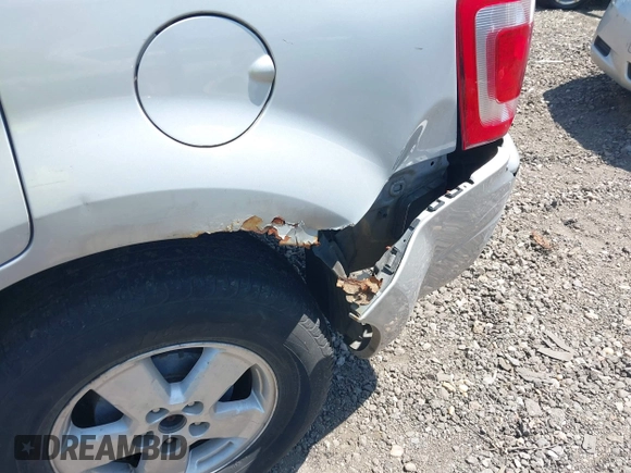 2008 Ford Escape XLT with VIN 1FMCU93188KC81213, listed as a IAAI auction lot 42175434 with Not provided miles and . Bid and sale history available at DreamBid. Image 6.