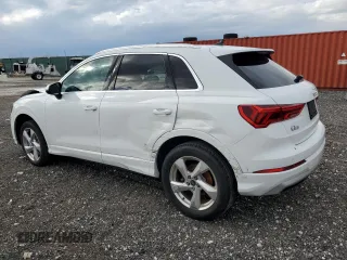 2022 Audi Q3 Premium with VIN WA1AUCF30N1122218, listed as a Copart auction lot 76286484 with 25,575 mi miles and Non Repairable. Bid and sale history available at carsss.com. Image 2.