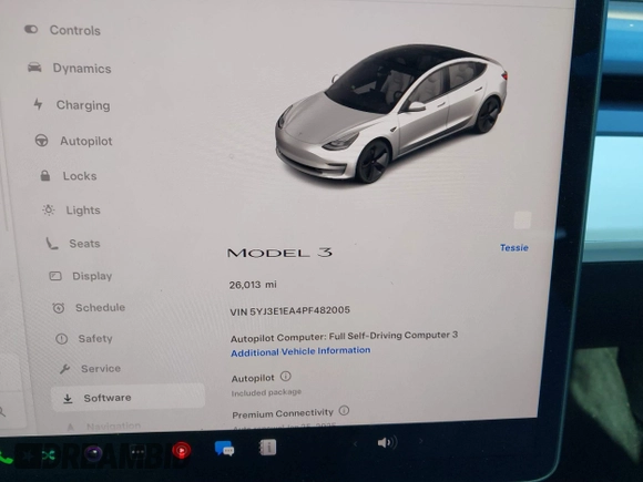 2023 Tesla Model 3 z VIN 5YJ3E1EA4PF482005, wystawiony jako IAAI lot #41363157 z przebiegiem 26 013 mil mil oraz . Historia ofert i sprzedaży dostępna na DreamBid. Obrazek 14.