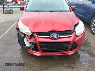 2012 Ford Focus SEL with VIN 1FAHP3H27CL338414, listed as a IAAI auction lot 41925915 with 128,123 mi miles. Bid and sale history available at carsss.com. Image 6.