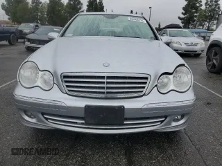 2006 Mercedes-Benz C с VIN WDBRF56J46F788563, выставлен на аукционе Copart как лот 50448415 с пробегом 74 315 миль миль и Чистый • Clean title. История ставок и продаж доступна на DreamBid. Изображение 5.