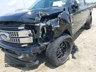 2019 Ford F-250 XL with VIN 1FT7W2BT3KED98410, listed as a IAAI auction lot 42166835 with 187,659 mi miles and . Bid and sale history available at DreamBid. Image 6.