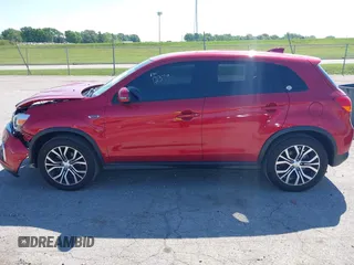 2017 Mitsubishi Outlander ES z VIN JA4AP3AU6HZ010715, wystawiony jako IAAI lot #42158067 z przebiegiem 57 548 mil mil oraz . Historia ofert i sprzedaży dostępna na DreamBid. Obrazek 14.