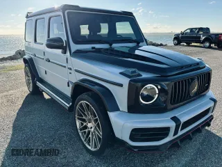 2020 Mercedes-Benz G AMG G 63 with VIN WDCYC7HJ0LX335684, listed as a Copart auction lot 44606235 with 8,807 mi miles and Salvage Title. Bid and sale history available at carsss.com. Image 1.