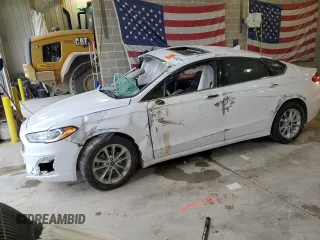 2020 Ford Fusion SE with VIN 3FA6P0HD7LR202549, listed as a Copart auction lot 82451564 with 0 mi miles and Salvage Title. Bid and sale history available at carsss.com. Image 1.