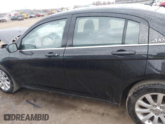 2012 Chrysler 200 Touring with VIN 1C3CCBBB9CN175907, listed as a IAAI auction lot 41897519 with 107,626 mi miles and . Bid and sale history available at carsss.com. Image 14.