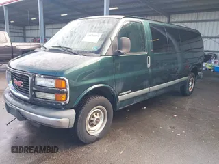 2001 GMC Savana z VIN 1GJGG29R311223791, wystawiony jako IAAI lot #41531575 z przebiegiem 213 418 mil mil oraz . Historia ofert i sprzedaży dostępna na DreamBid. Obrazek 2.