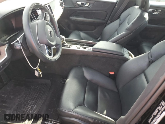 2019 Volvo S60 Momentum with VIN 7JRA22TK4KG004510, listed as a Copart auction lot 41508524 with 27,749 mi miles. Bid and sale history available at carsss.com. Image 7.
