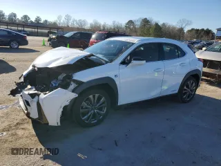 2019 Lexus UX with VIN JTHU9JBH6K2018234, listed as a Copart auction lot 45714465 with 100,674 mi miles and Salvage Title. Bid and sale history available at carsss.com. Image 1.