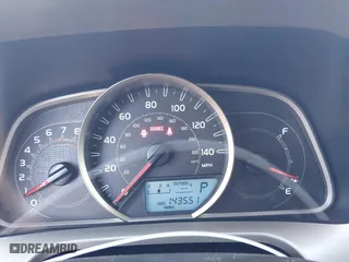 2015 Toyota RAV4 XLE with VIN JTMWFREV2FJ053898, listed as a IAAI auction lot 41997055 with 143,551 mi miles. Bid and sale history available at carsss.com. Image 7.